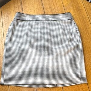 Banana Republic Houndstooth Pencil Skirt - Black & White